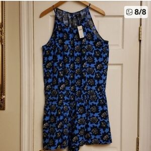 GAP Women's Pocketed  Blue, White, and Black Romper Size L